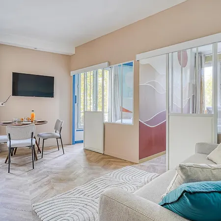 Appartamento Calm And Comfortable 2-bedroom In 17th *